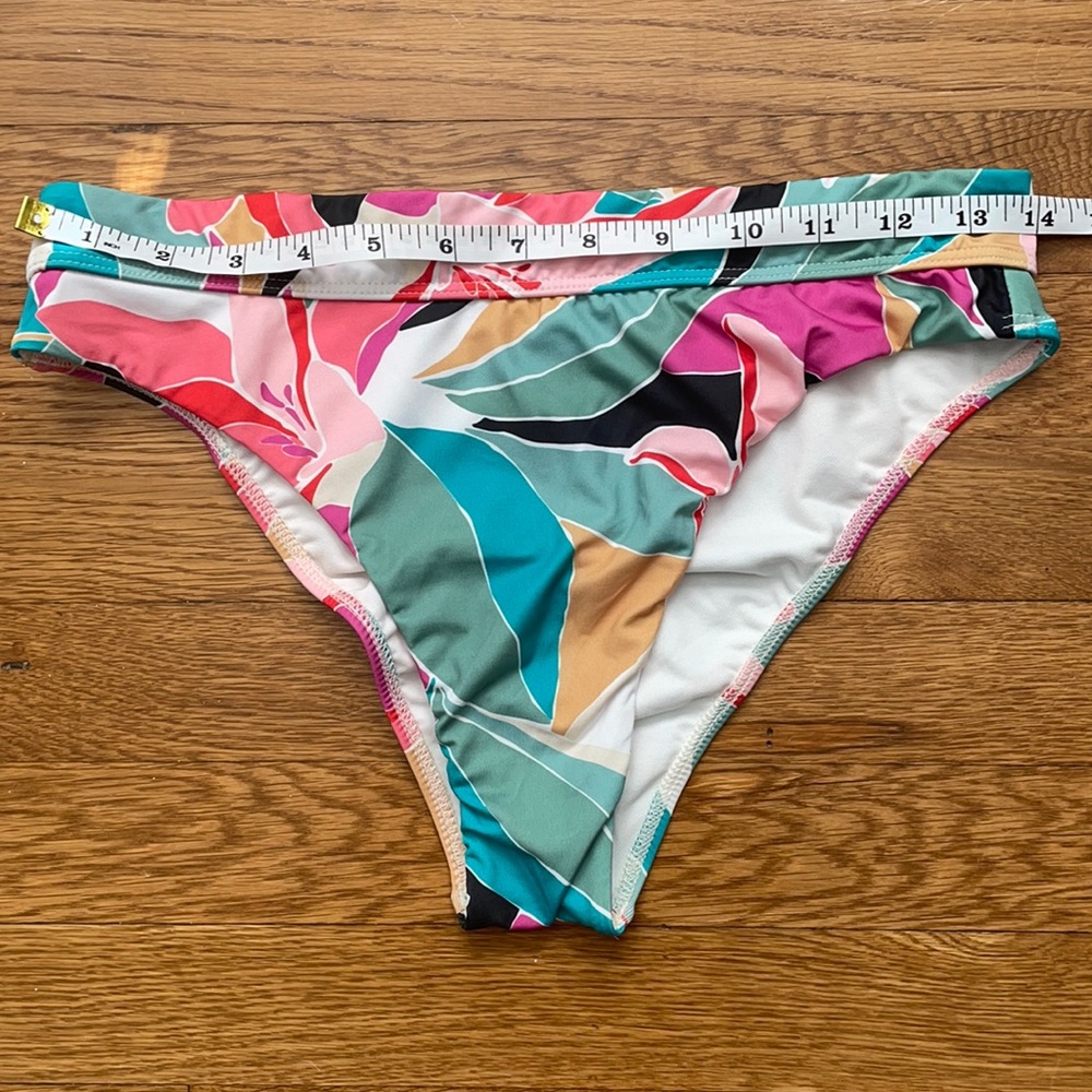 Billabong Wild Sun Maui bikini bottom S / M